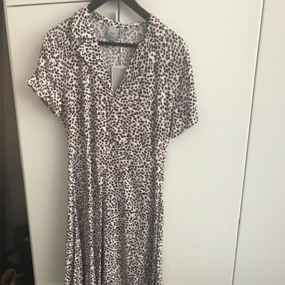 Brown/White Flowered Mini Dress From Ichi - Picture 1 of 3